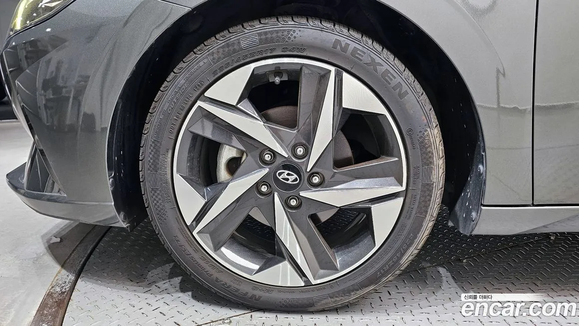 Hyundai AVANTE — фото 5