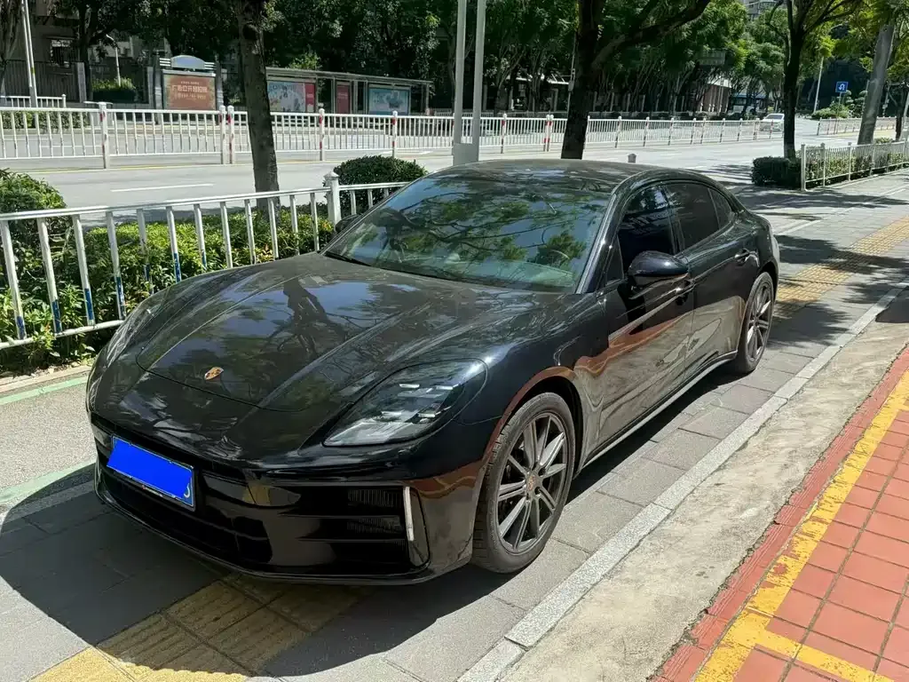 Porsche Panamera 2025 из CN, фото 1