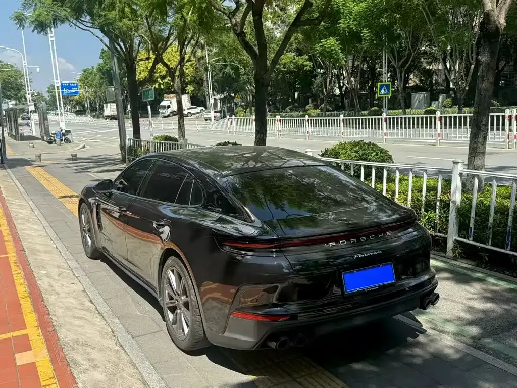 Porsche Panamera 2025 из CN, фото 9