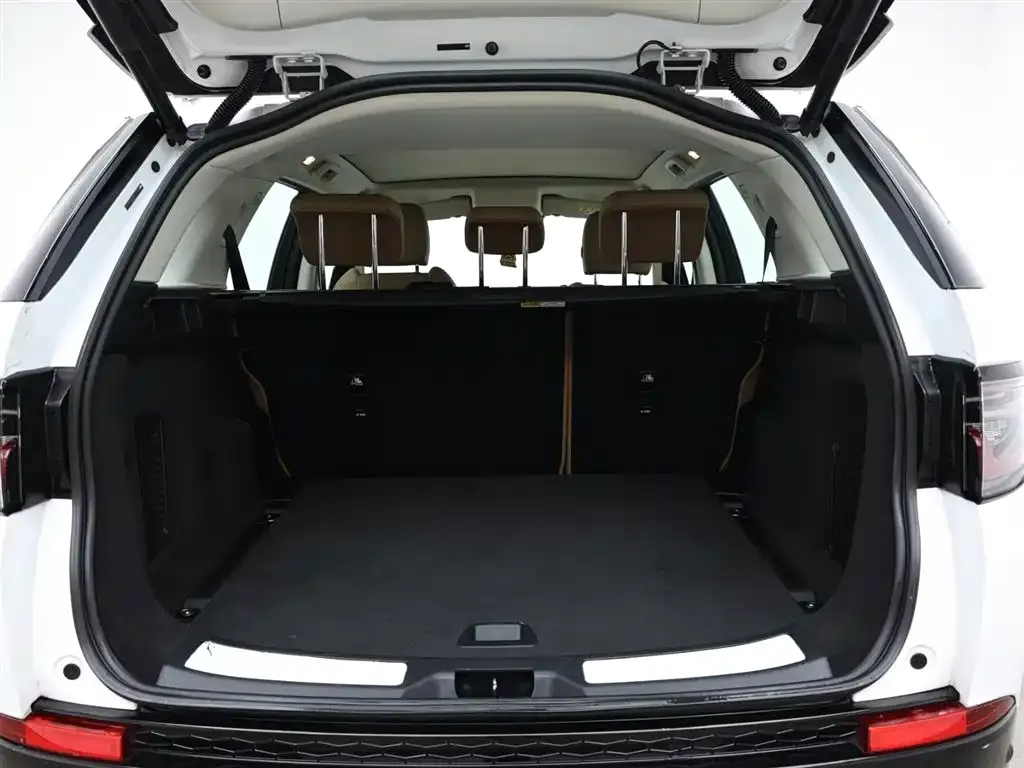 Land Rover Discovery Sport Hybrid — фото 6