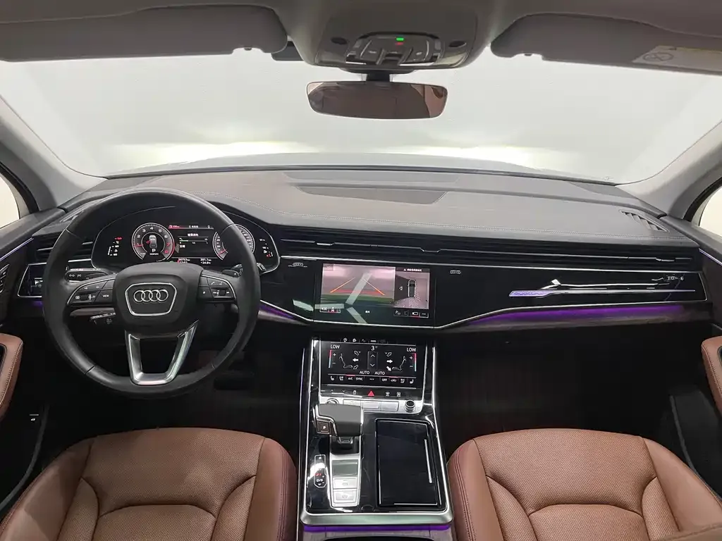 Audi Q7 2023 из CN, фото 10