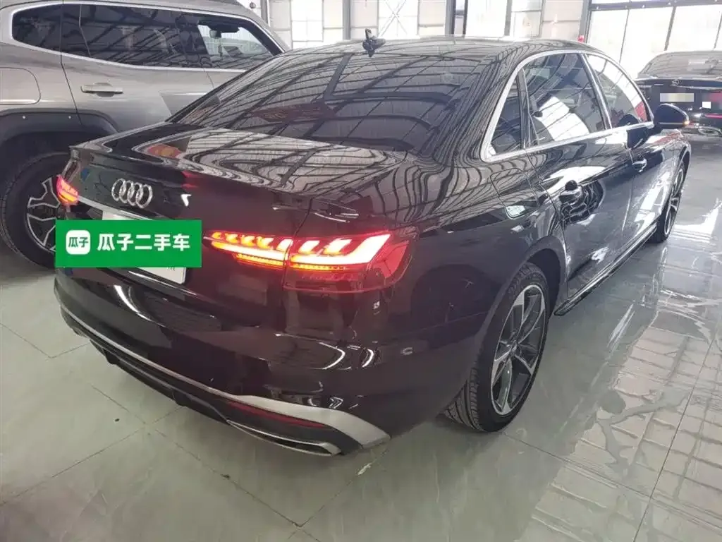 Audi A4L 2021 из CN, фото 7