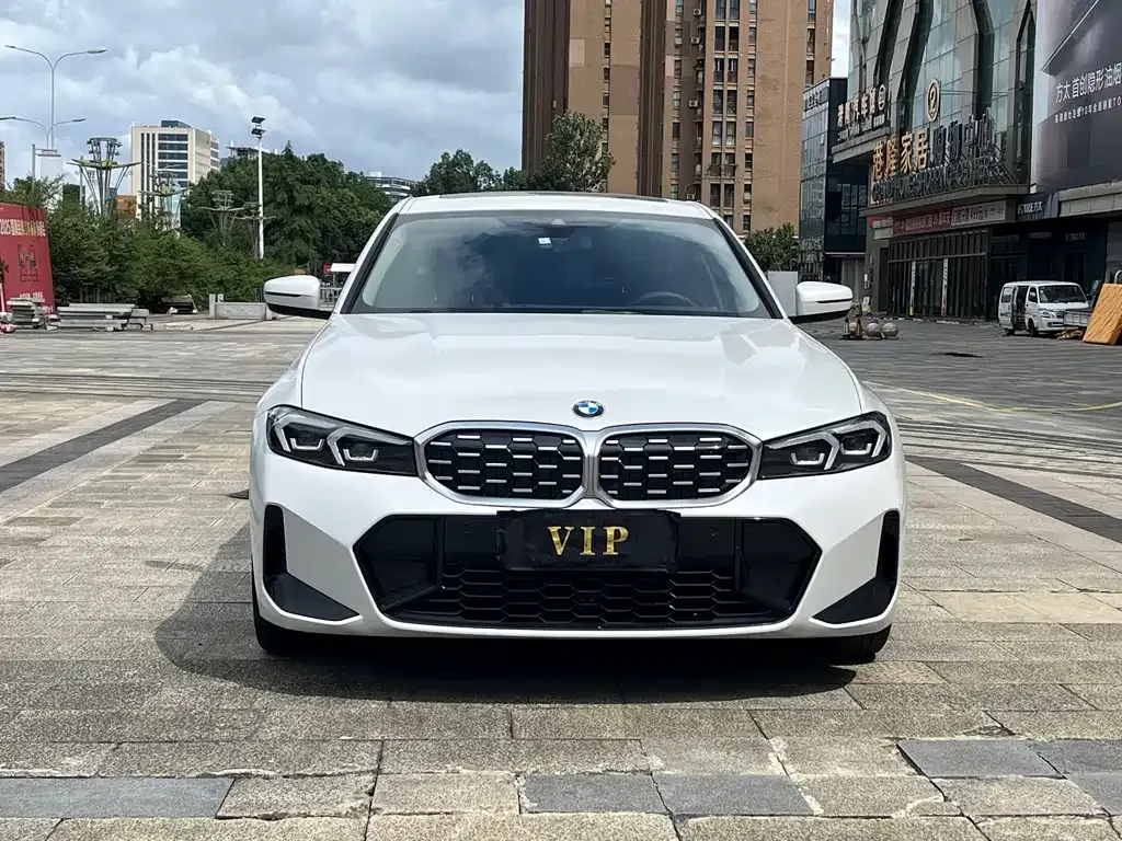 [object Object] 3 Series 2023 из CN, фото 2