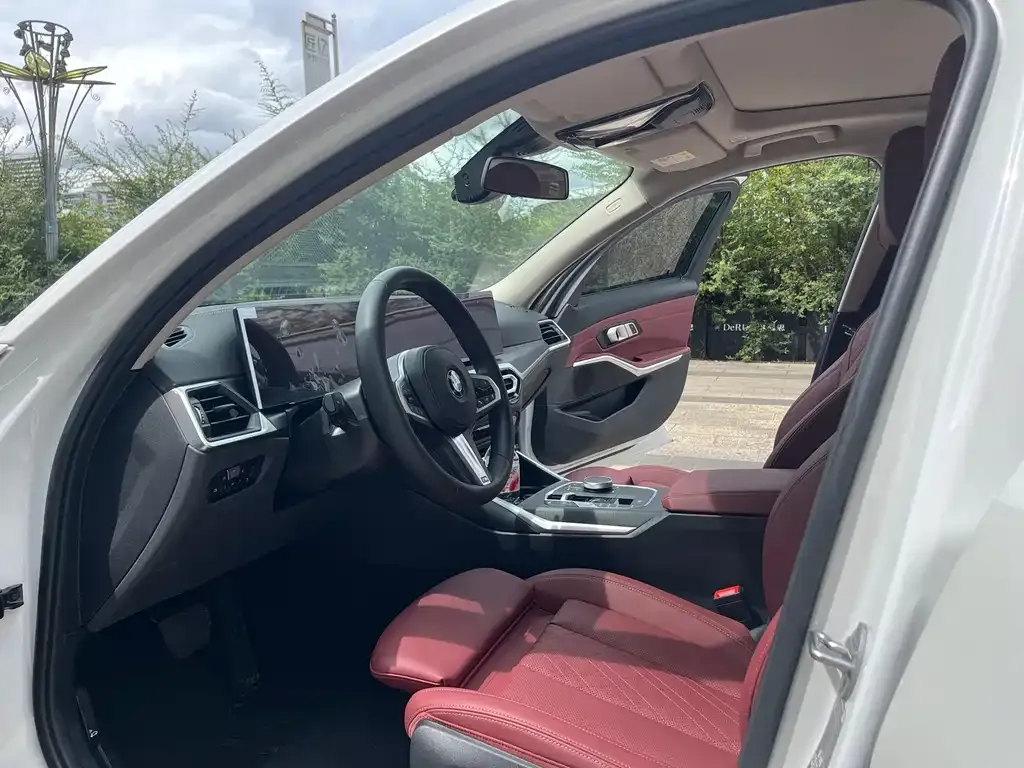 [object Object] 3 Series 2023 из CN, фото 4