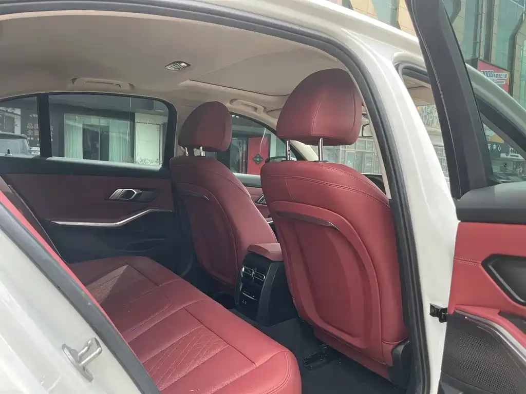 [object Object] 3 Series 2023 из CN, фото 9