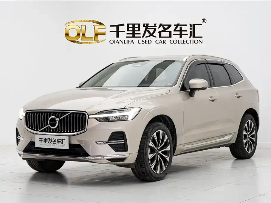 Volvo XC60 2022 из CN, фото 2