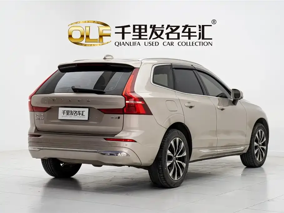 Volvo XC60 2022 из CN, фото 6