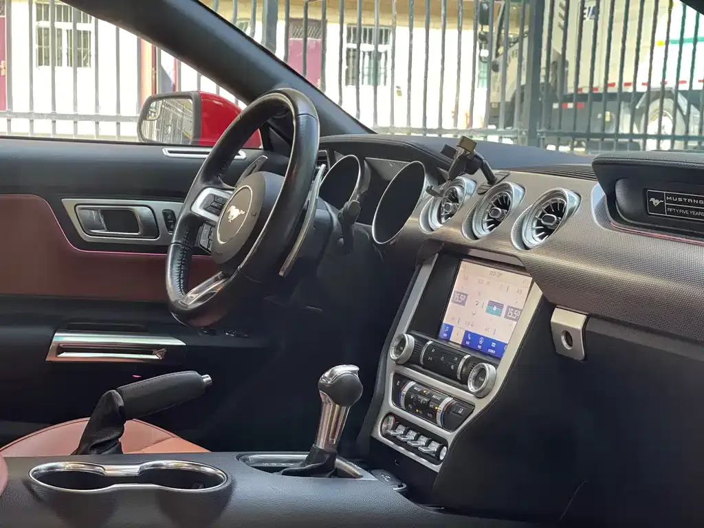 Ford Mustang 2022 из CN, фото 6