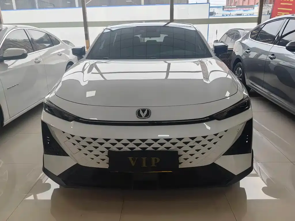 Changan UNI-V 2024 из CN, фото 2