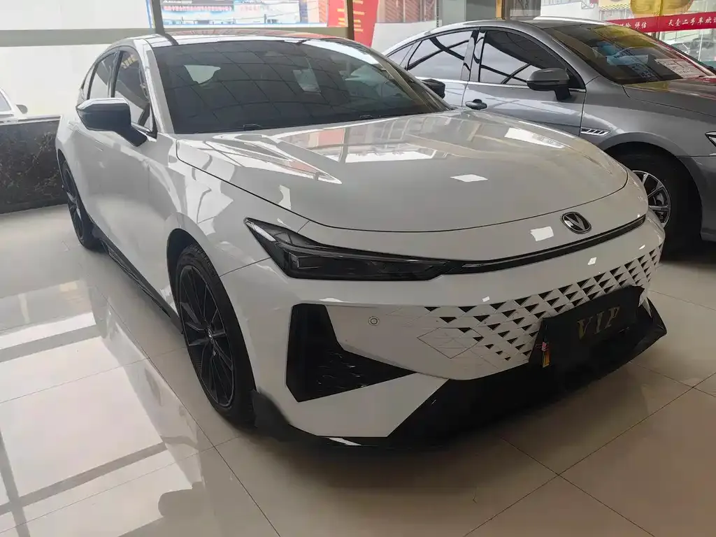 Changan UNI-V 2024 из CN, фото 3