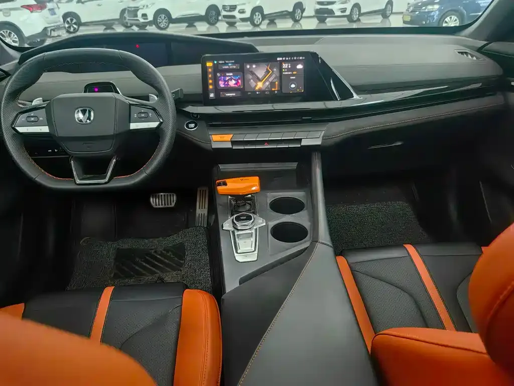 Changan UNI-V 2024 из CN, фото 7
