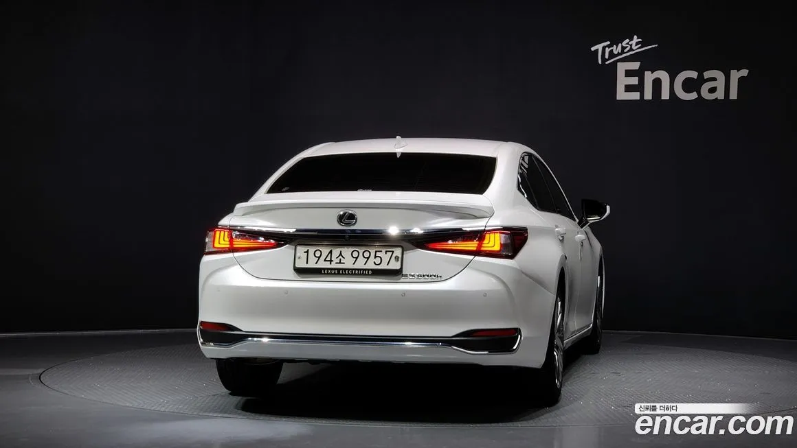 Lexus ES 2023 из KR, фото 4