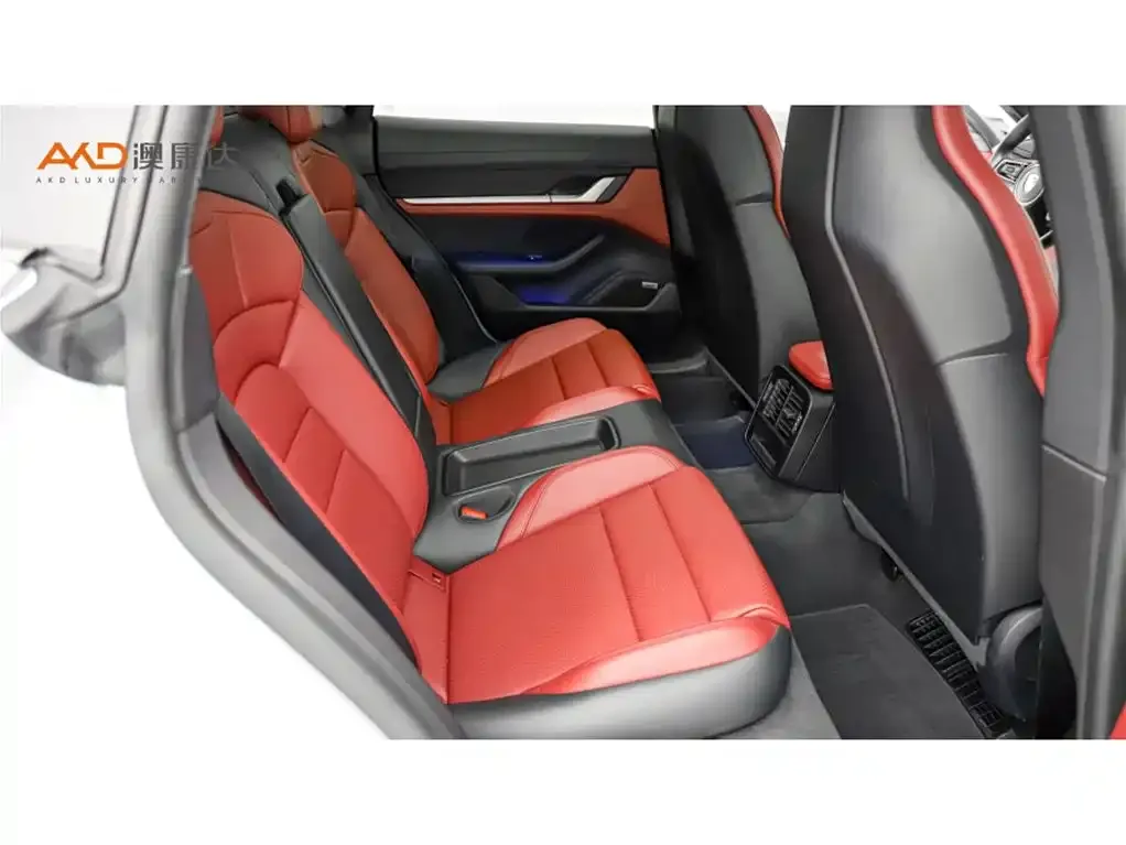 Porsche Taycan 2023 из CN, фото 8