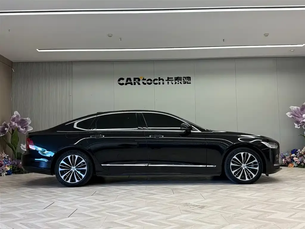 Volvo S90 — фото 4