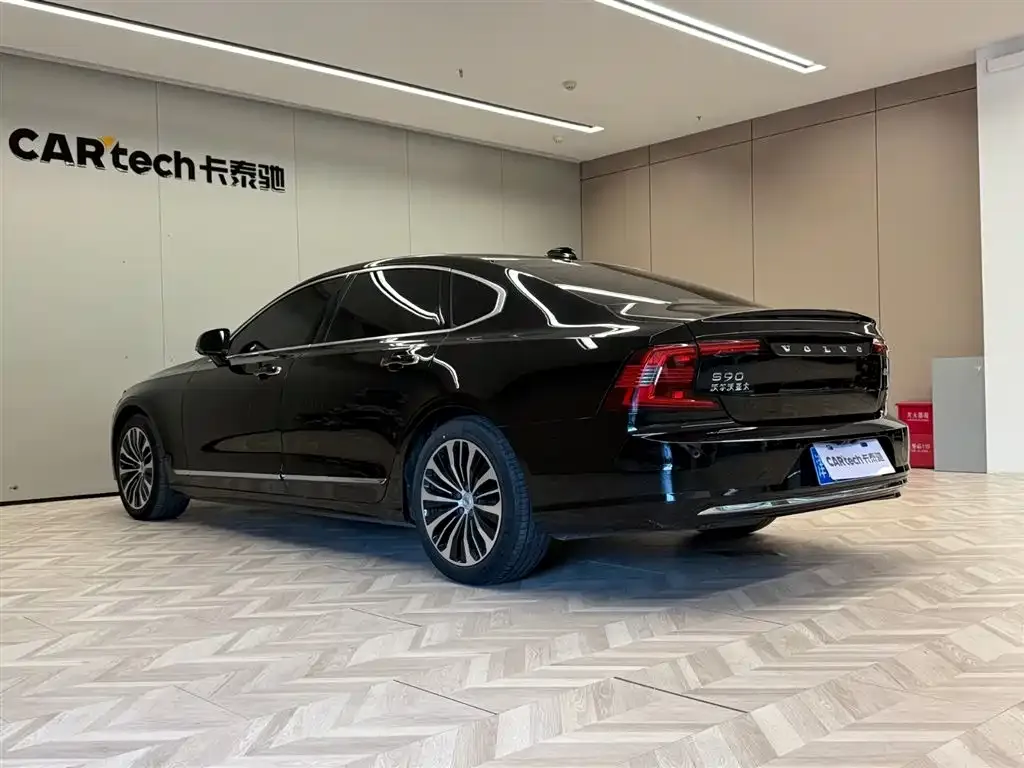 Volvo S90 — фото 7