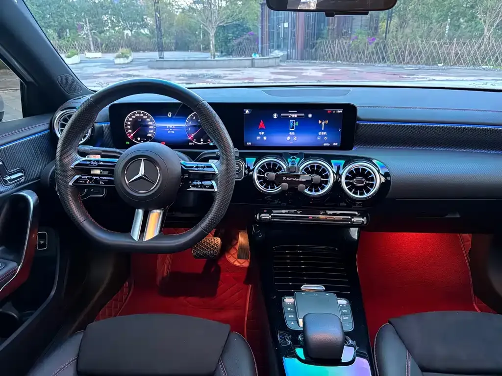 Mercedes-Benz A-Class 2024 из CN, фото 5