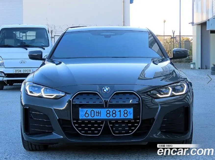 BMW i4