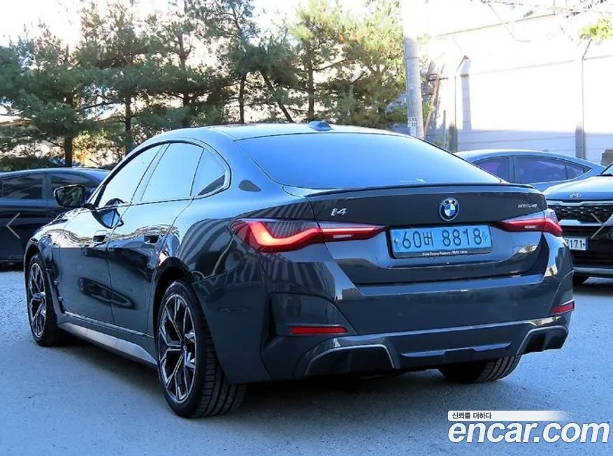 BMW i4 2022 из KR, фото 3