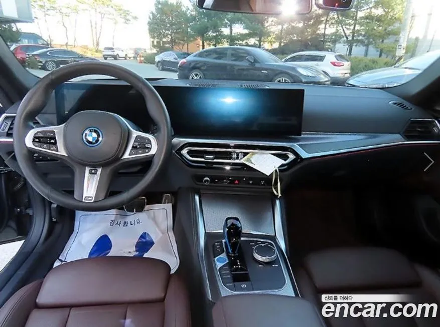 BMW i4 2022 из KR, фото 7