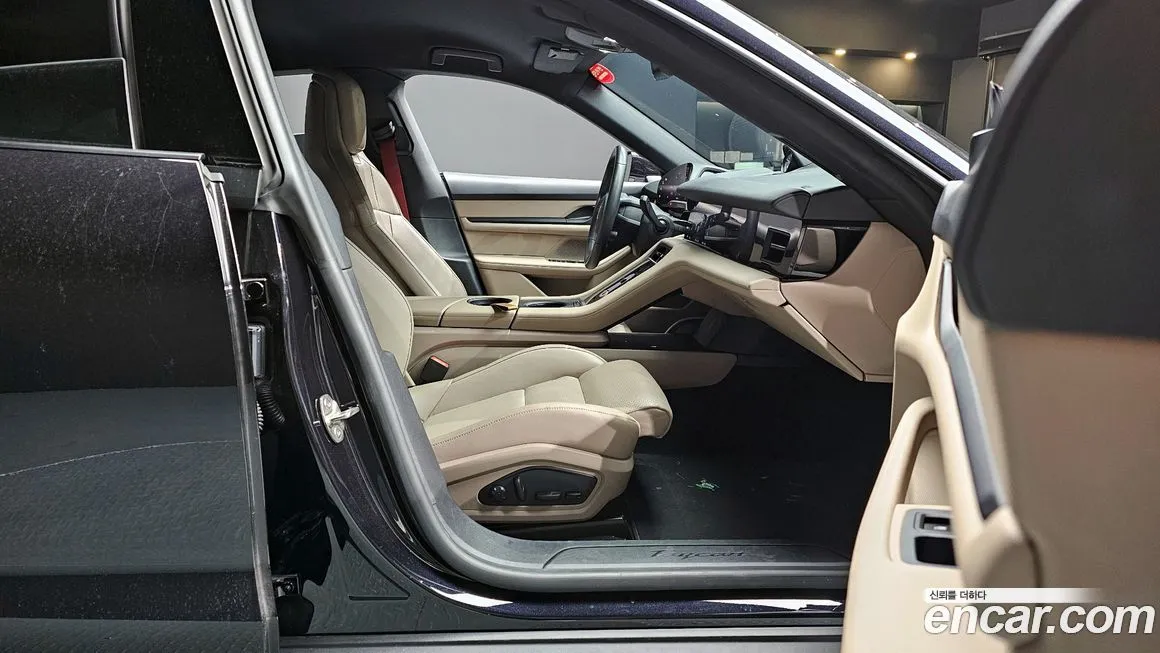 Porsche Taycan 2024 из KR, фото 10