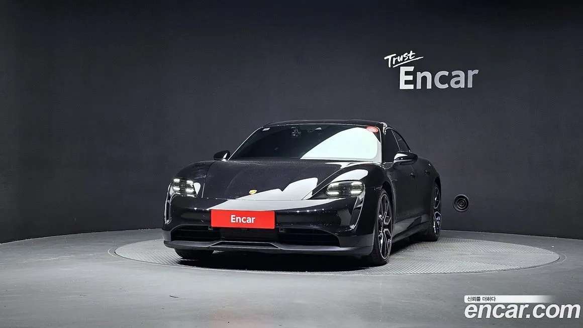Porsche Taycan 2024 из KR, фото 3