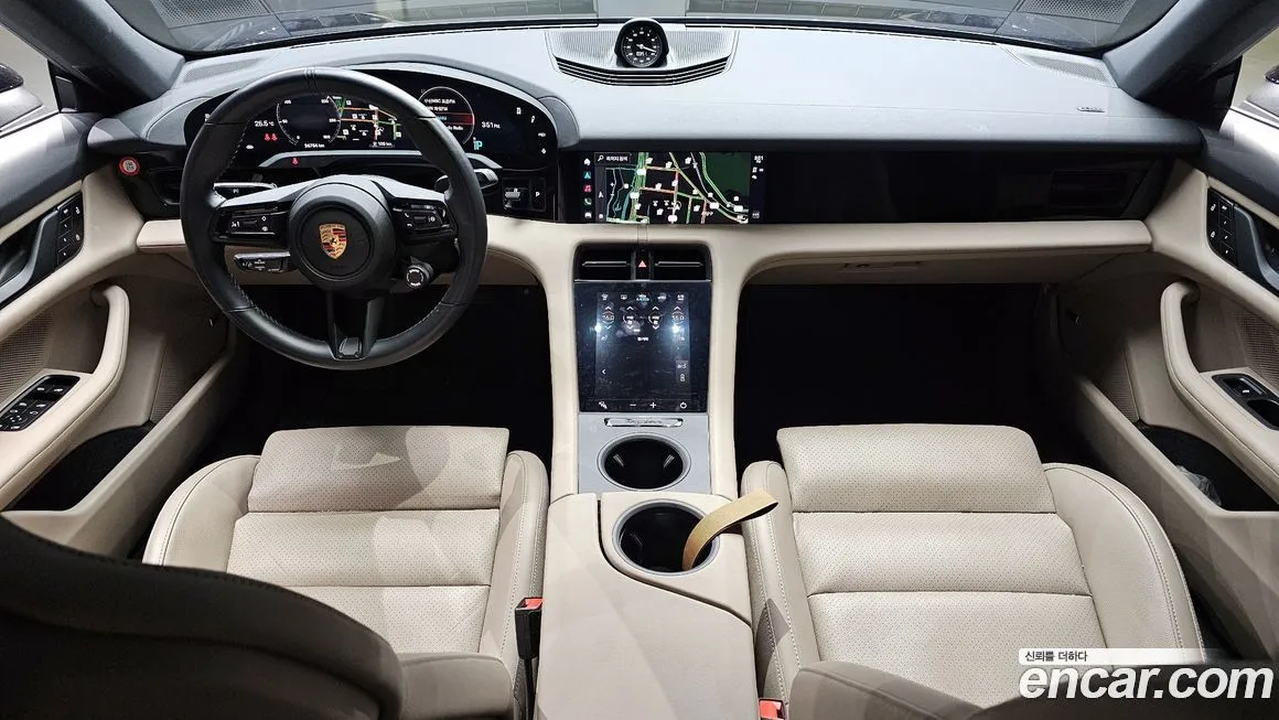 Porsche Taycan 2024 из KR, фото 7