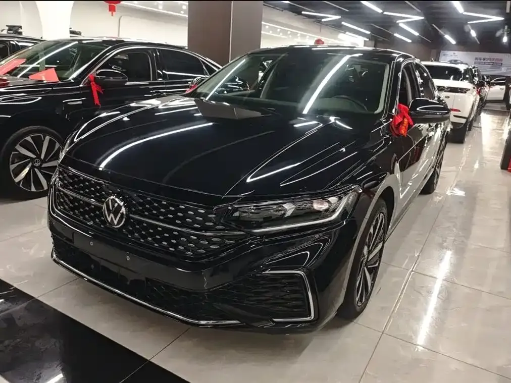 Volkswagen Passat — фото 2
