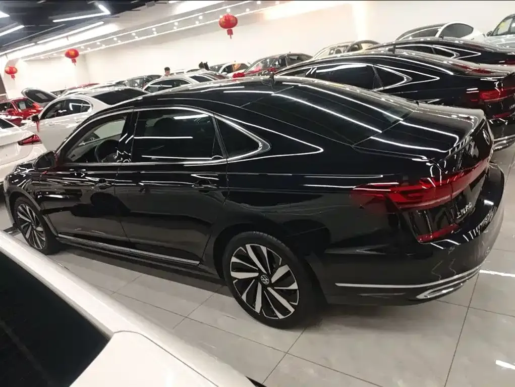 Volkswagen Passat — фото 5