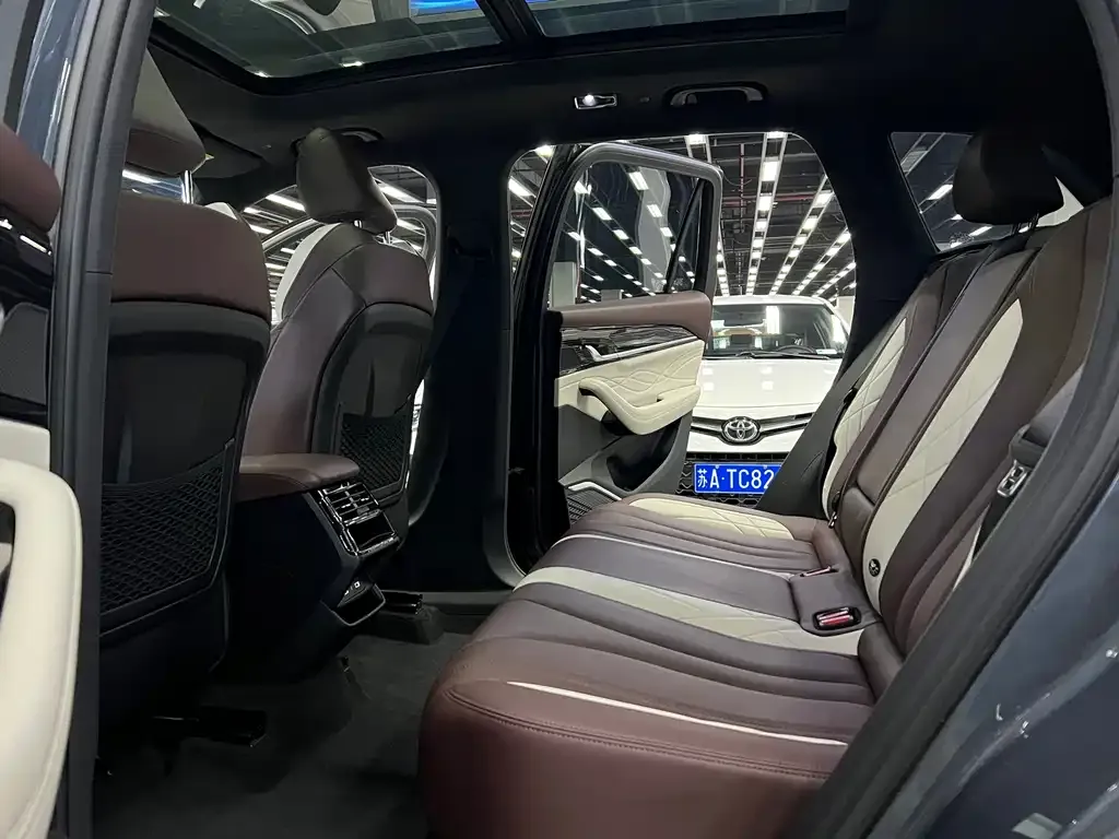 Geely Xingyue L 2022 из CN, фото 9