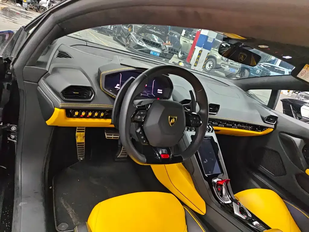 Lamborghini Huracan — фото 3