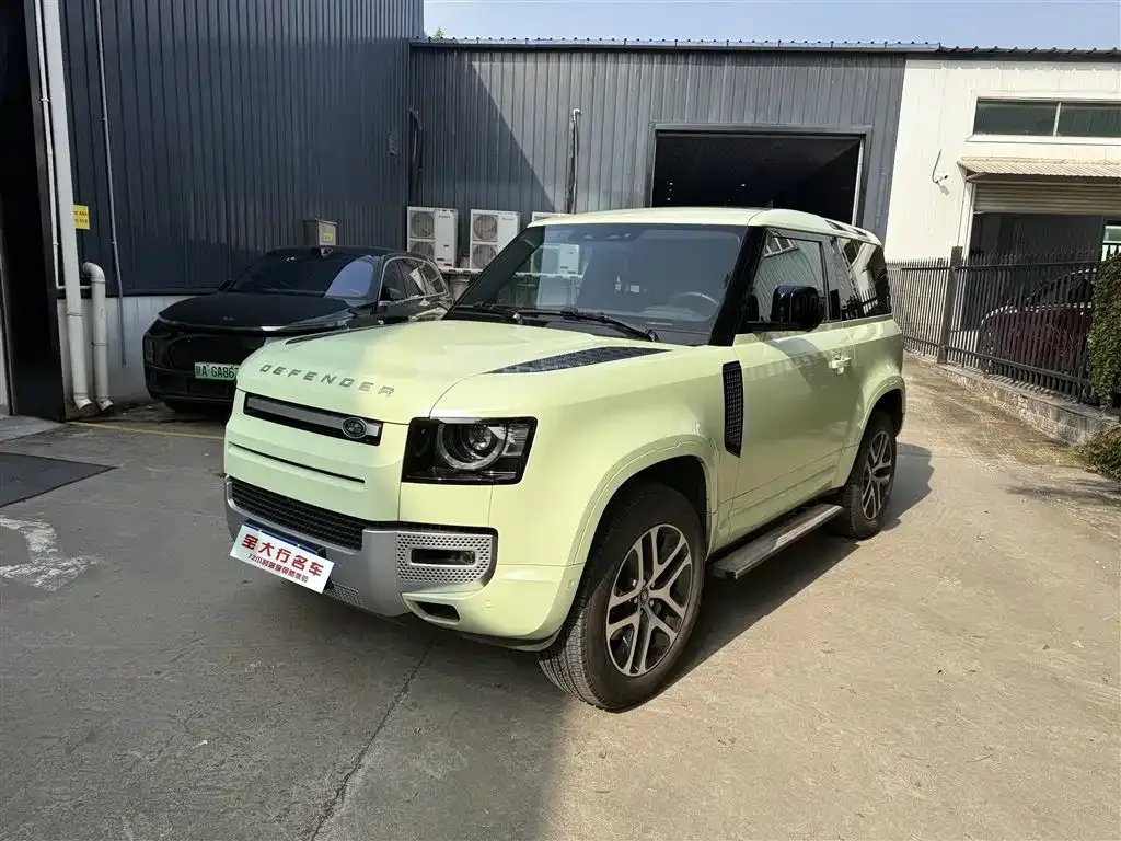 Land Rover Defender 2023 из CN, фото 1