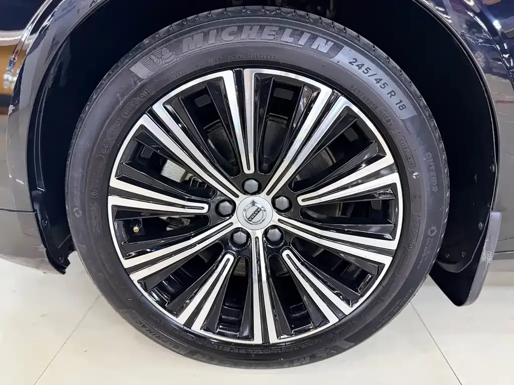 Volvo S90 2022 из CN, фото 5