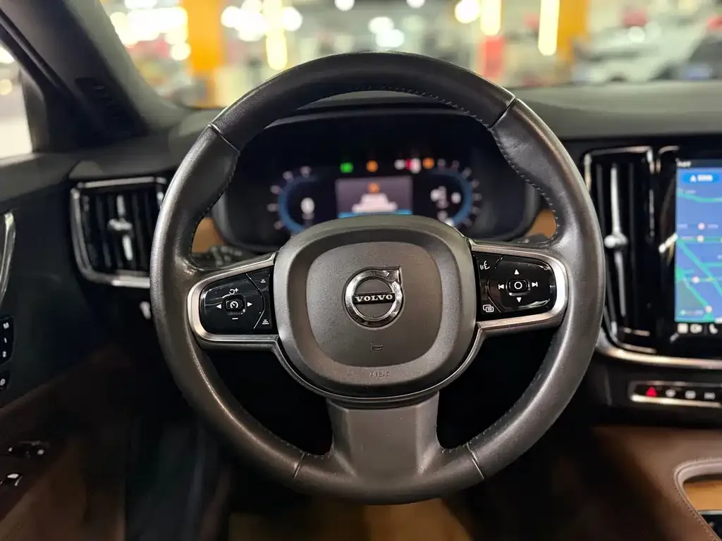Volvo S90 2022 из CN, фото 7