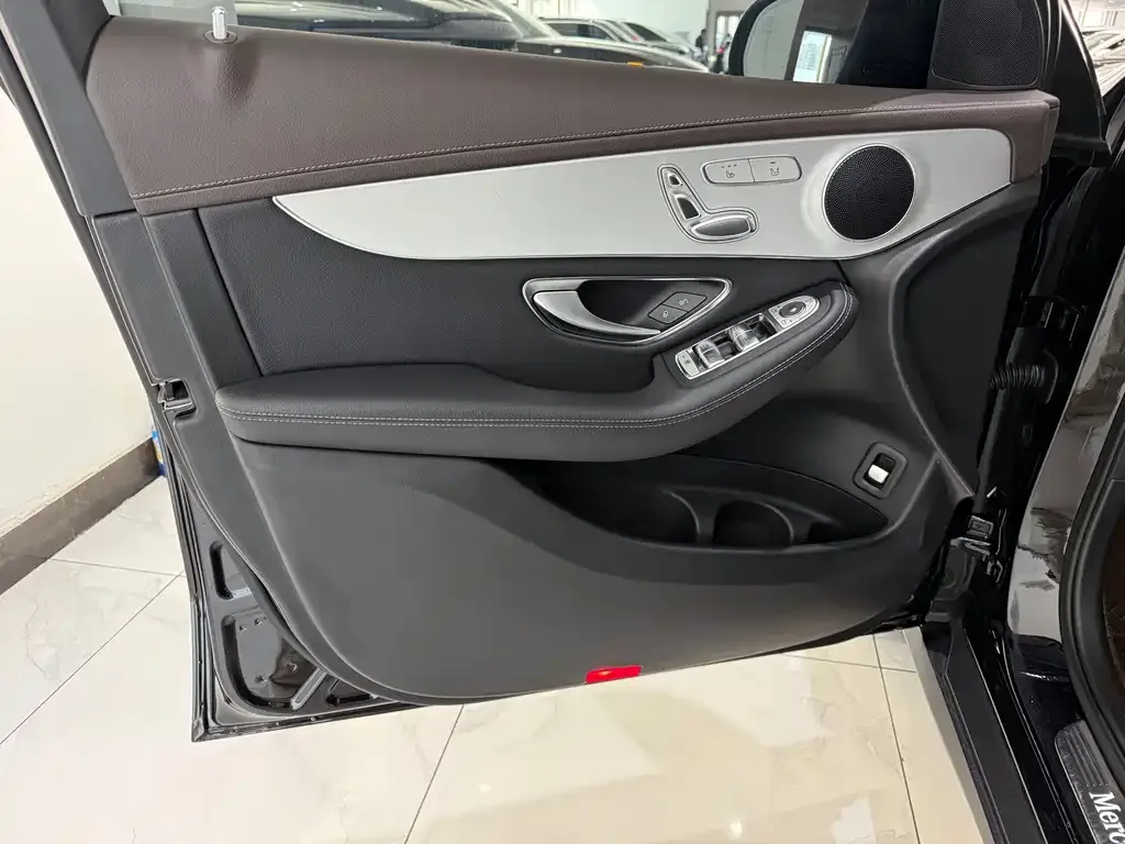 Mercedes-Benz GLC 2022 из CN, фото 4
