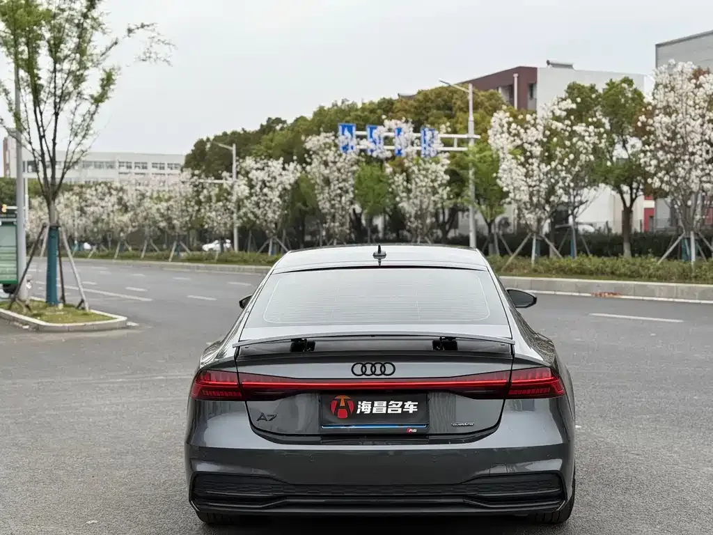 Audi A7 — фото 5