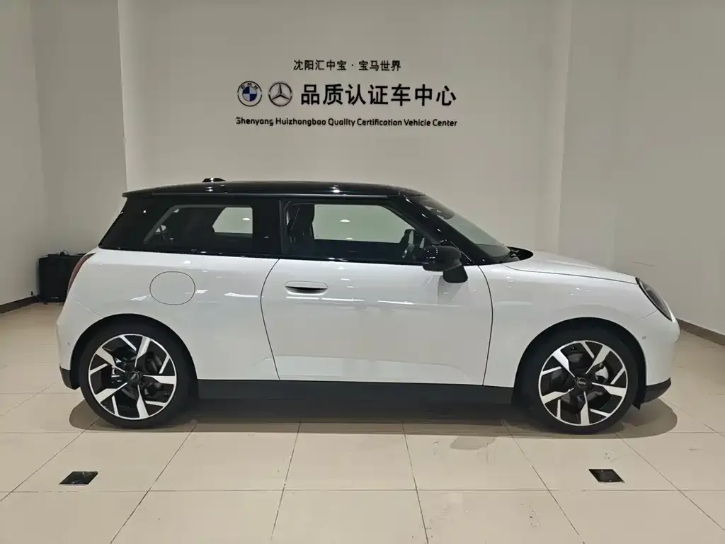 [object Object] MINI COOPER EV 2024 из CN, фото 3