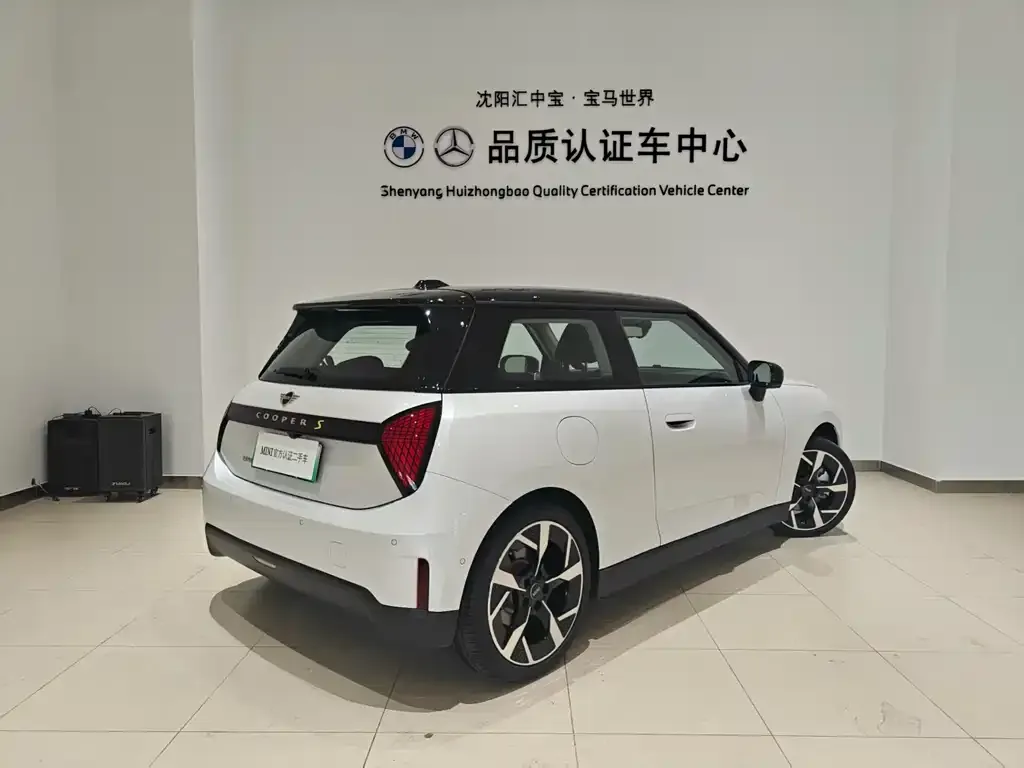 [object Object] MINI COOPER EV 2024 из CN, фото 4