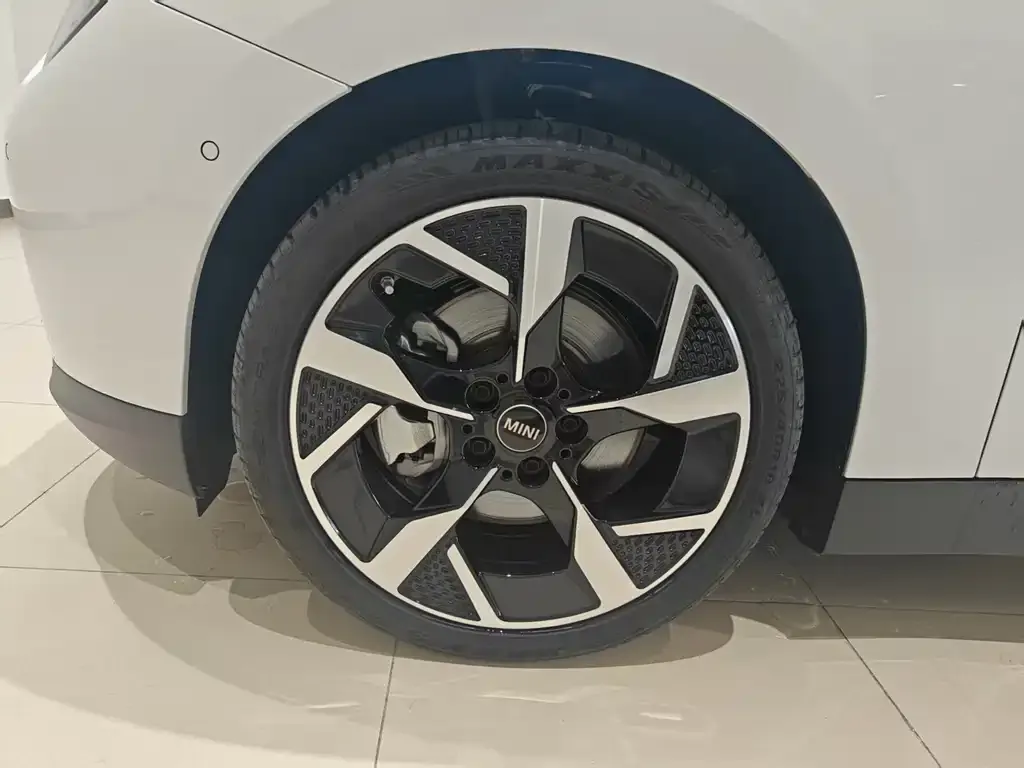 [object Object] MINI COOPER EV 2024 из CN, фото 6