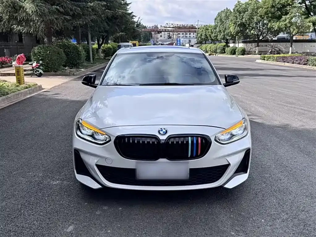 BMW 1 Series 2021 из CN, фото 6