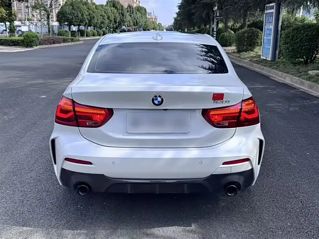 BMW 1 Series 2021 из CN, фото 7