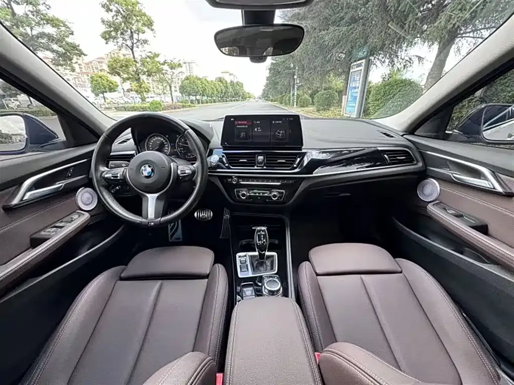 BMW 1 Series 2021 из CN, фото 8