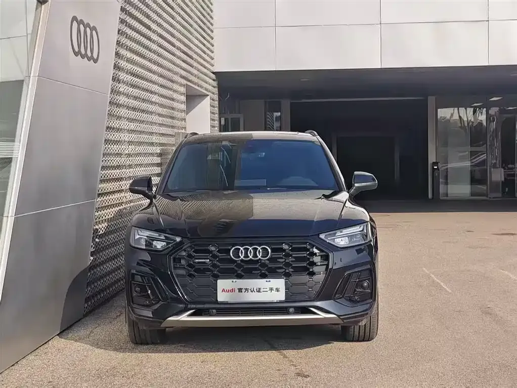 Audi Q5L — фото 2
