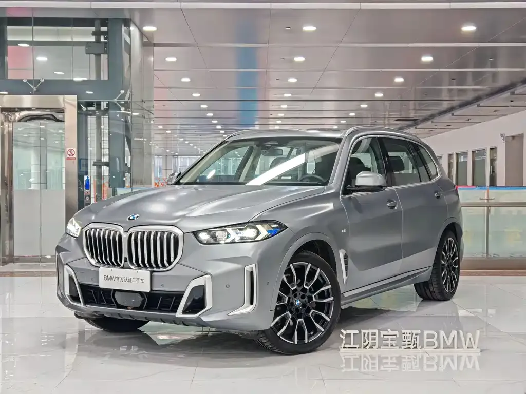 BMW X5 — фото 1
