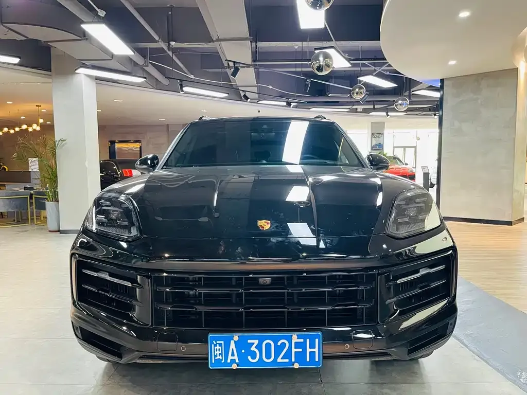 Porsche Cayenne 2023 из CN, фото 3