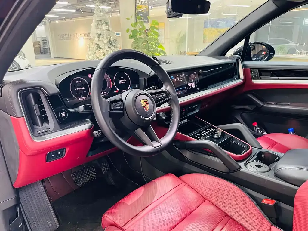 Porsche Cayenne 2023 из CN, фото 8
