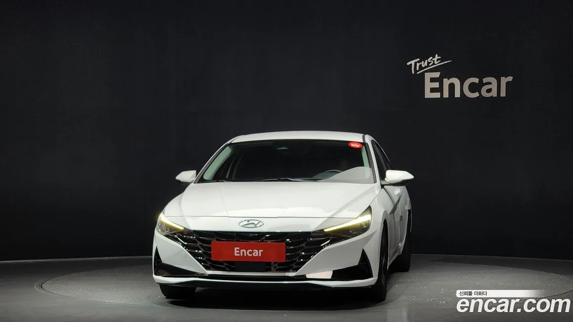 Hyundai AVANTE — фото 3