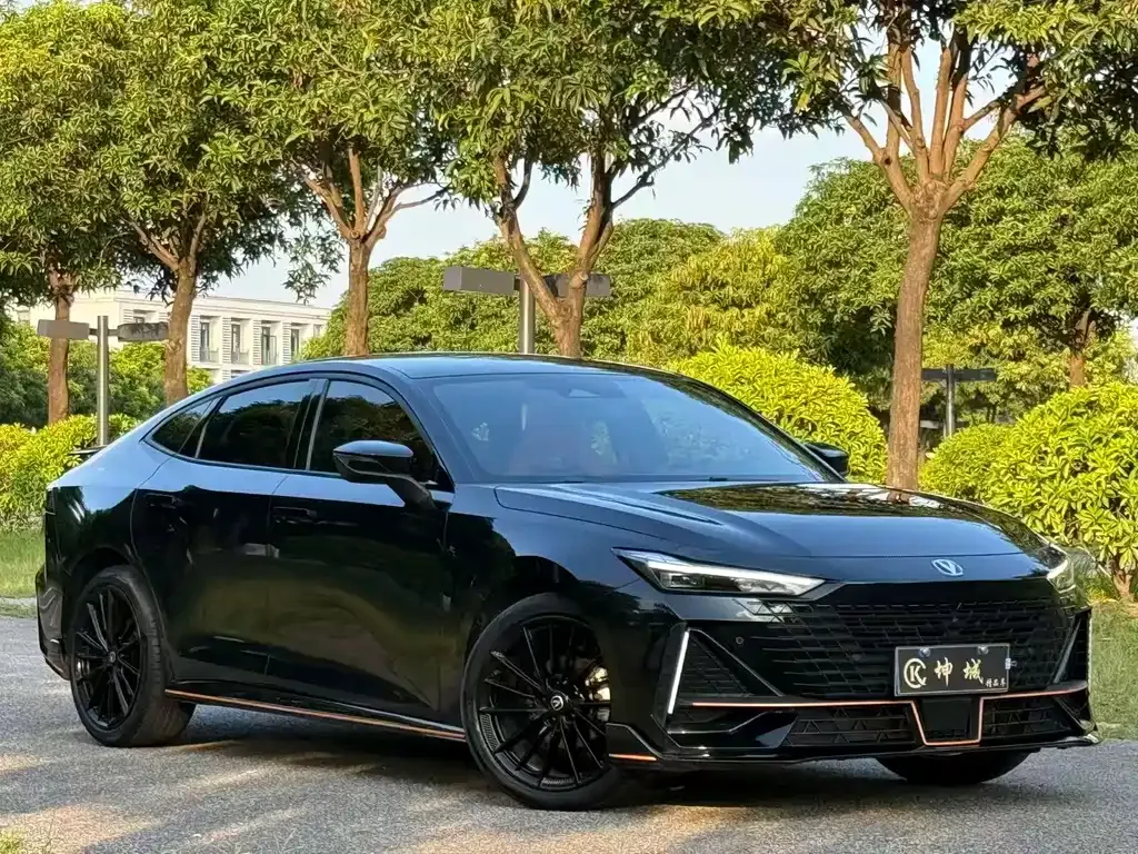 Changan UNI-V 2023 из CN, фото 3