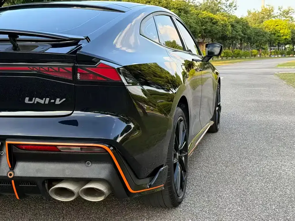 Changan UNI-V 2023 из CN, фото 9