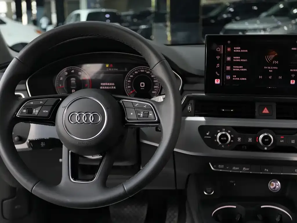 Audi A4L 2025 из CN, фото 10