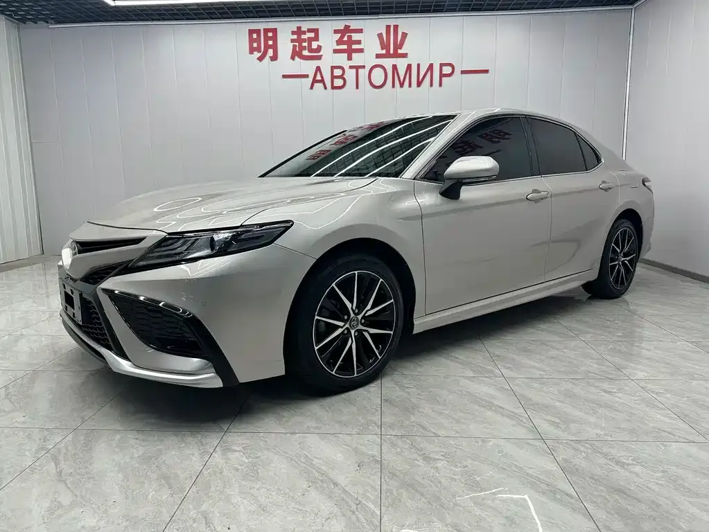 Toyota Camry 2022 из CN, фото 1